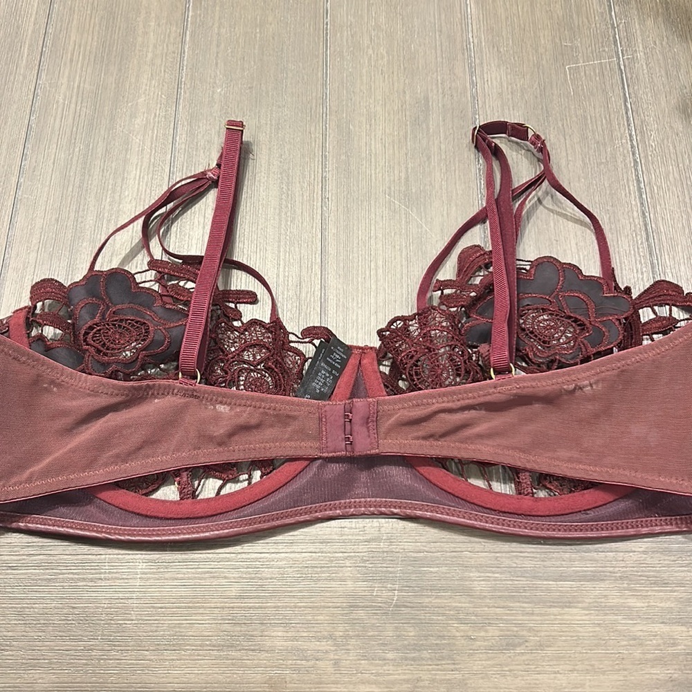Ann Summers Faux Leather Bra - Picture 6 of 10